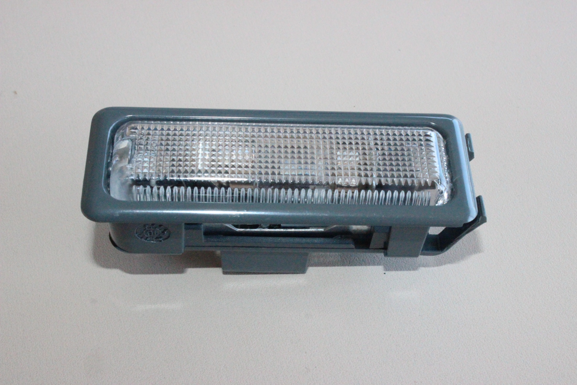 AIXAM-Ersatzteile im Onlineshop - MopedAutoShop.de - Innenbeleuchtung