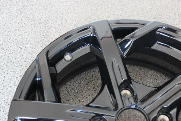 Alufelge Seven-Style schwarz 15" Einzeln