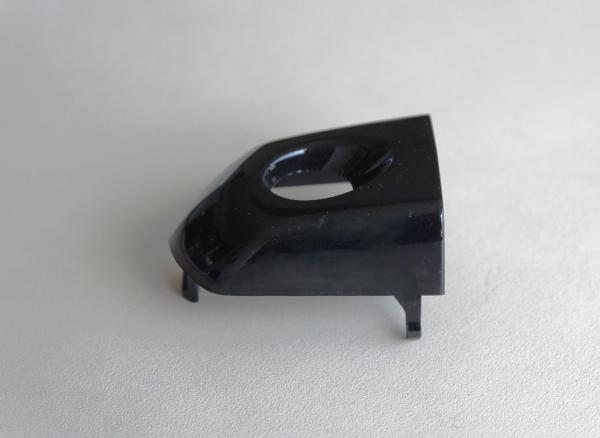 Türschlossabdeckung links schwarz glänzend (ab BJ Herbst 2023)