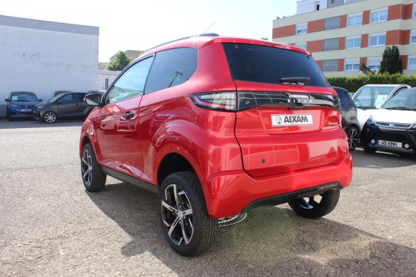 Aixam Crossover Premium - Diesel Euro 5+ - ABS - CarPlay+AndroidAuto - Perlmuttrot- Neufahrzeug