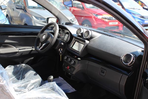 Aixam City Sport - Diesel, Euro 5+ - ABS  - Schwarz/Rot (Metallic) - Neufahrzeug