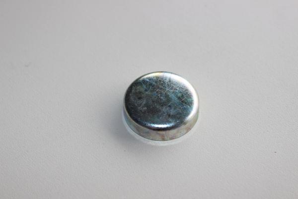 Froststopfen / Verschlussdeckel am Motorblock Ø 28 mm