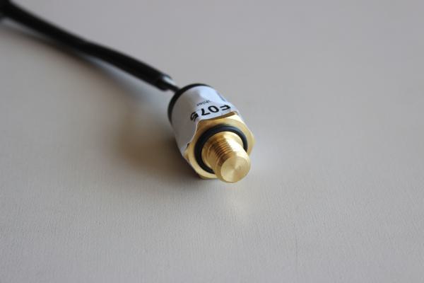 Temperaturfühler am Kühler